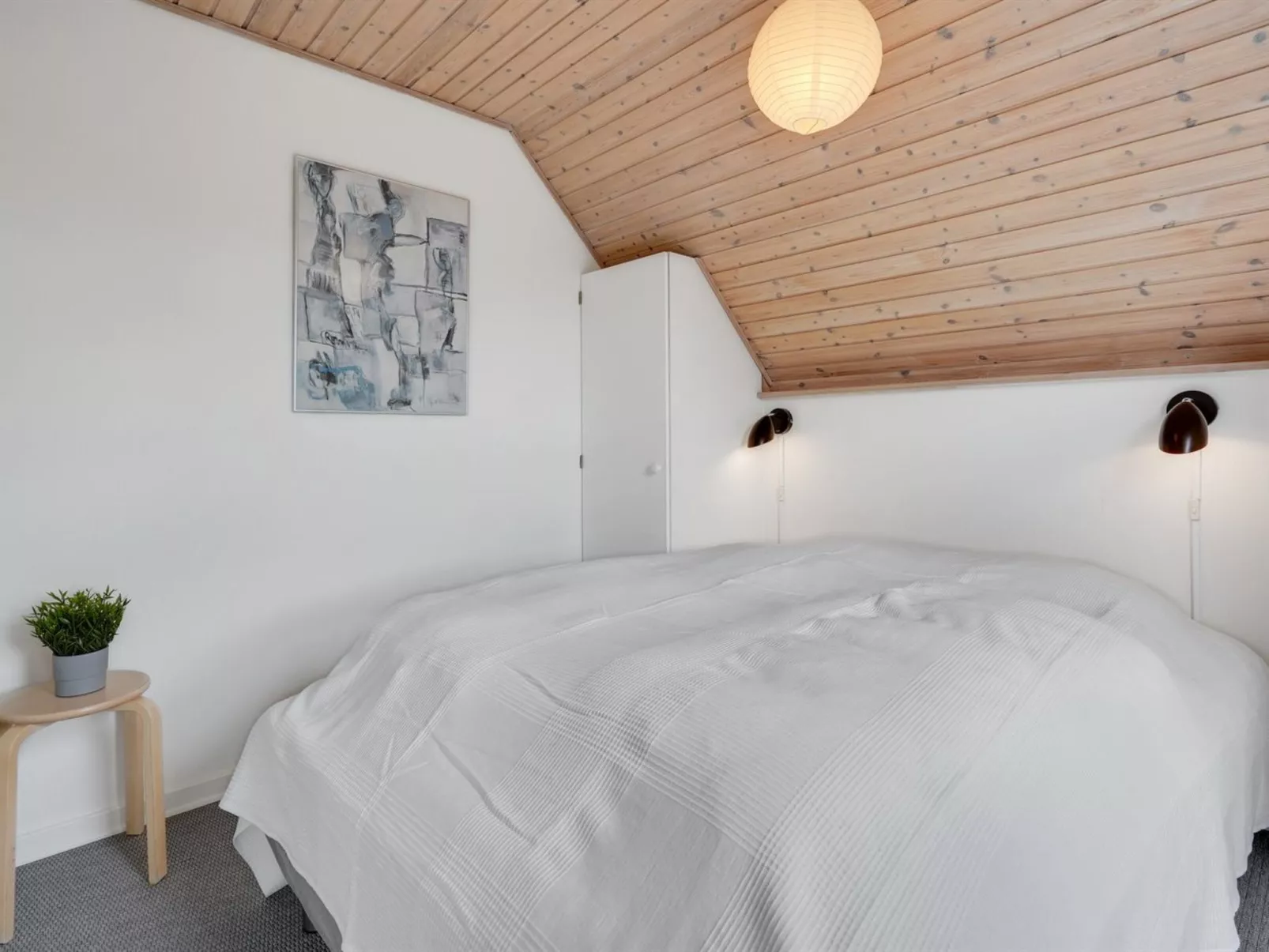 "Armelle" -  from the sea-Dedans