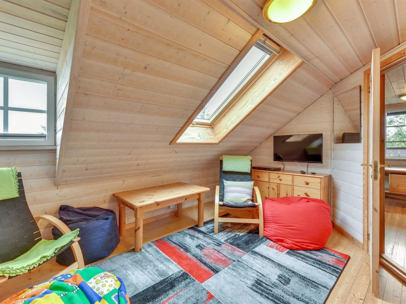 "Liam" - 800m to the fjord-Dedans