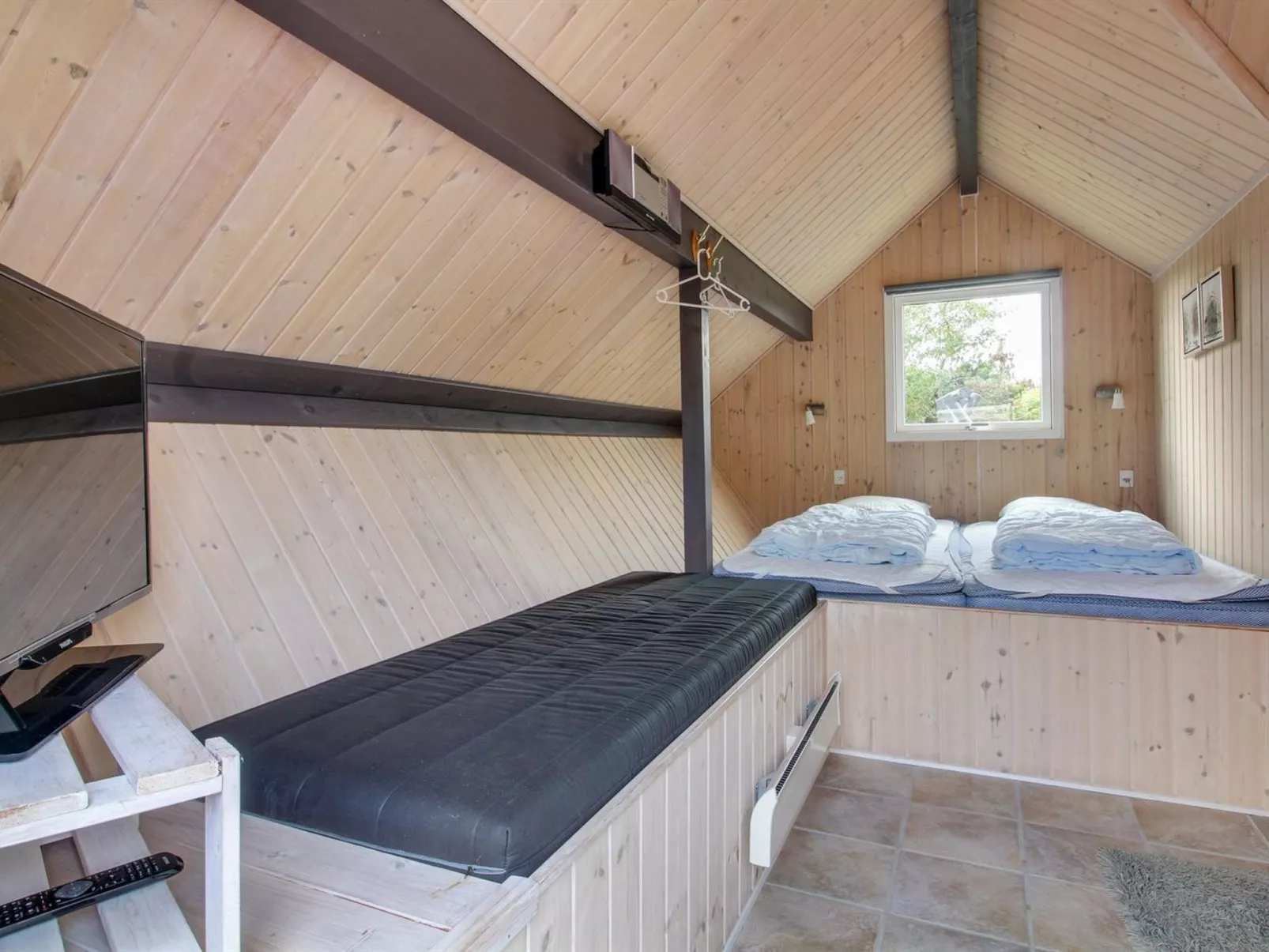 "Maureen" - 10.5km from the sea-Drinnen