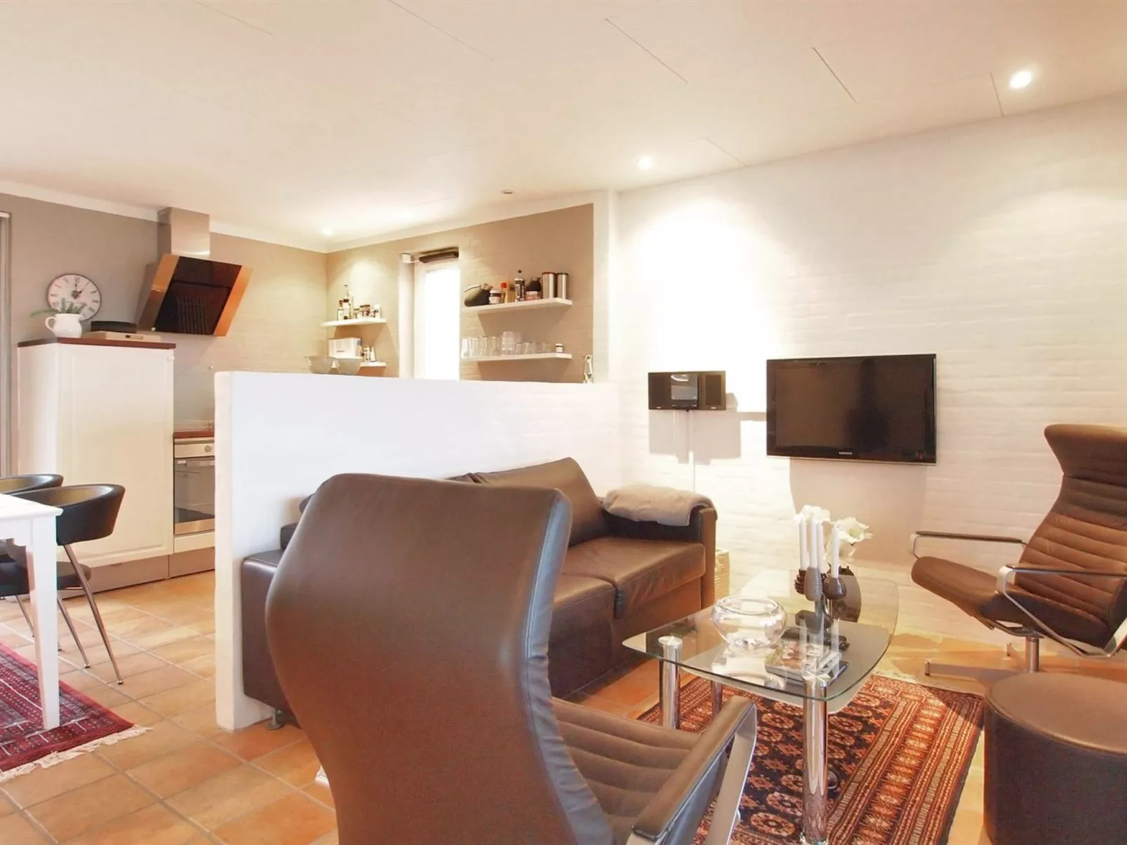 "Laila" - 50m from the sea-Inside