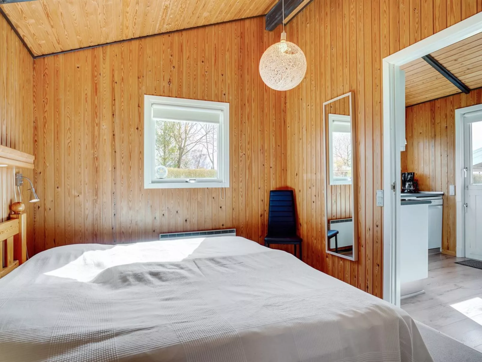 "Denahi" - 400m to the fjord-Dedans