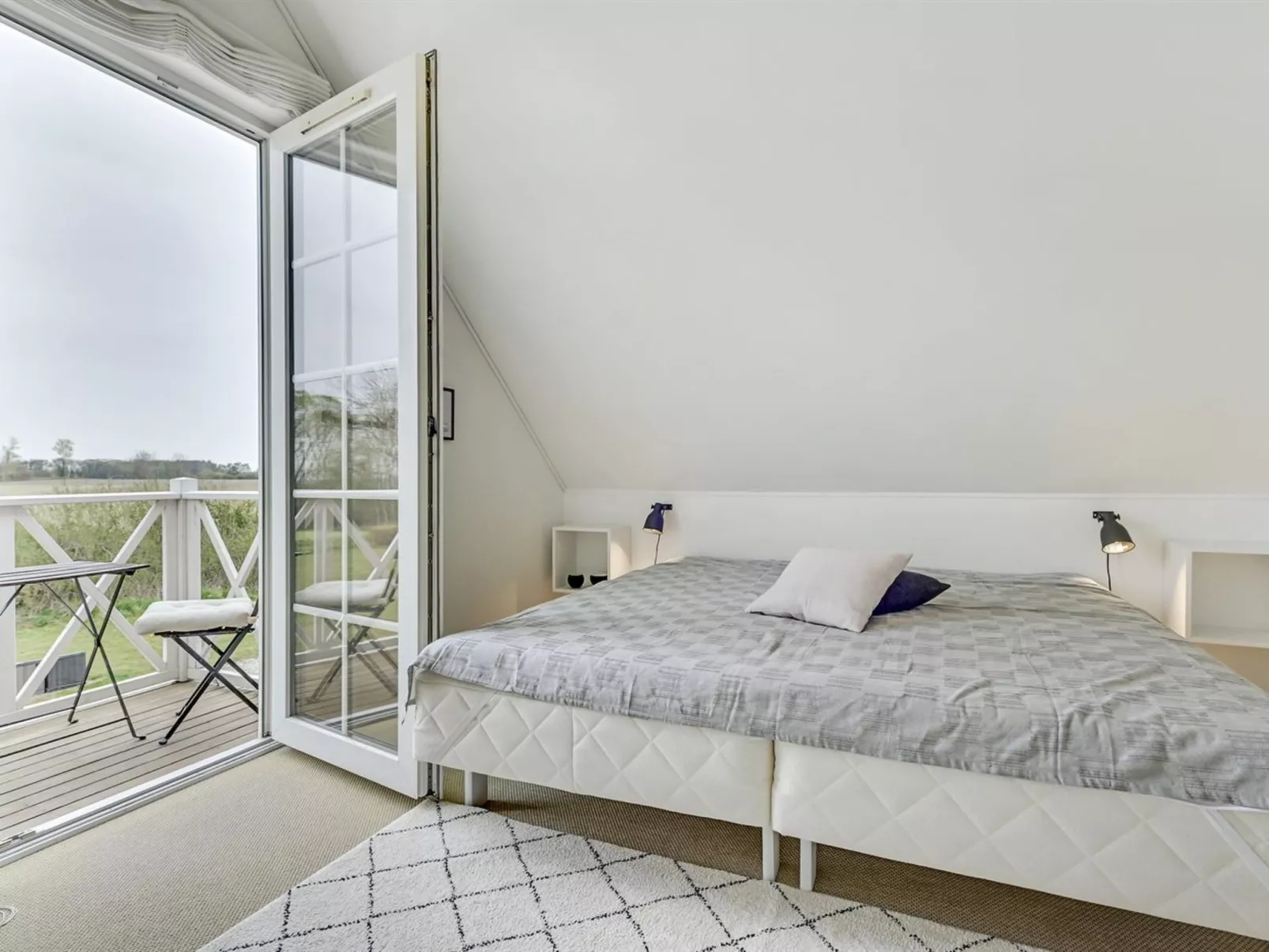 "Bleike" - 250m from the sea-Drinnen