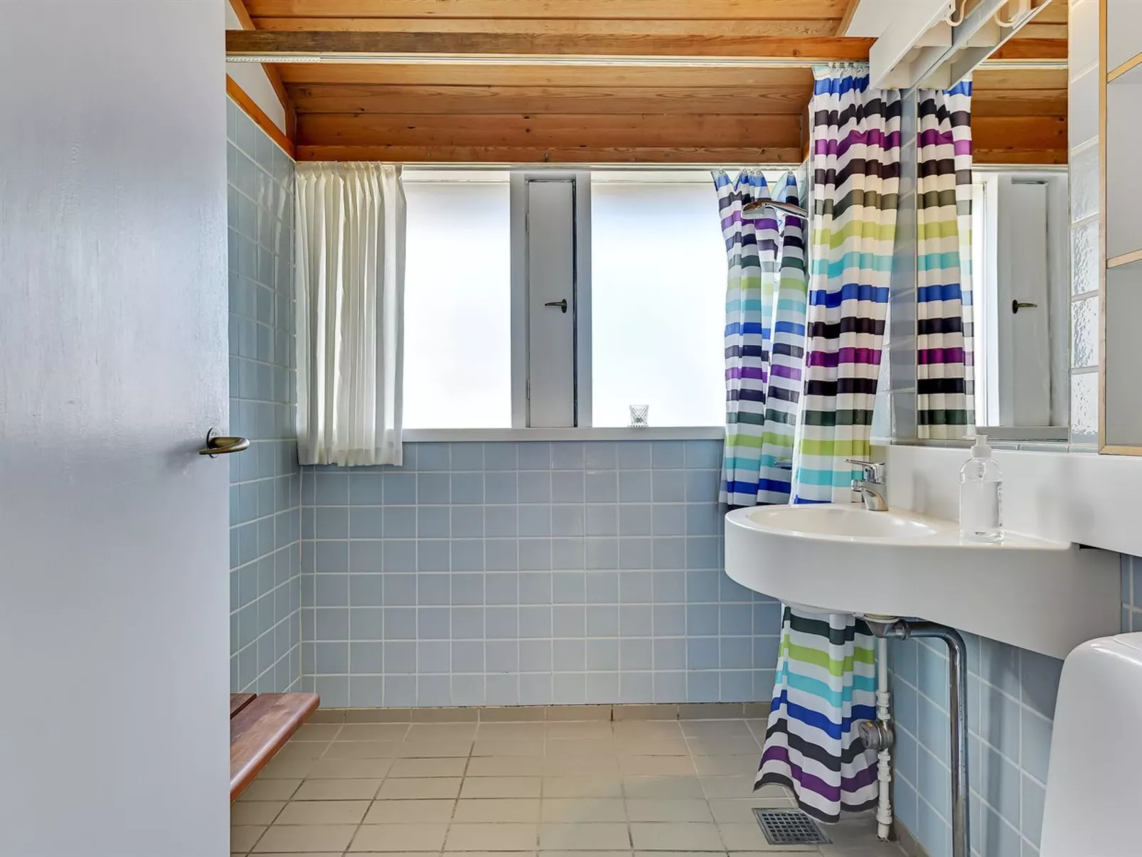 "Boris" - 500m from the sea-Drinnen