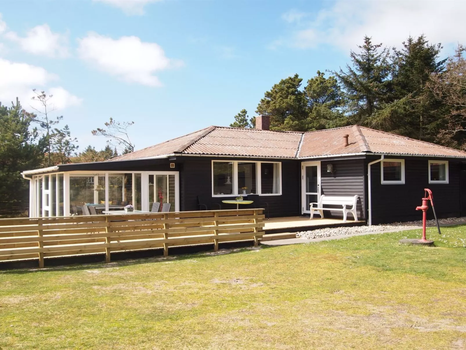 "Dane" - 500m from the sea-Draußen