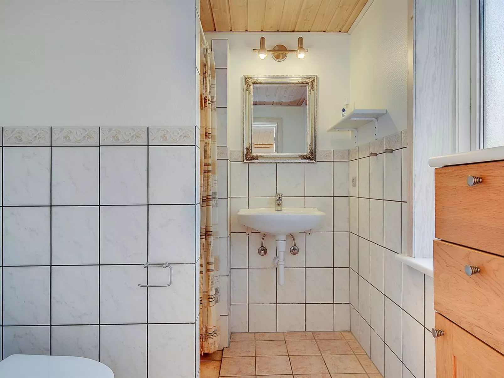 "Etta" - 957m from the sea-Inside