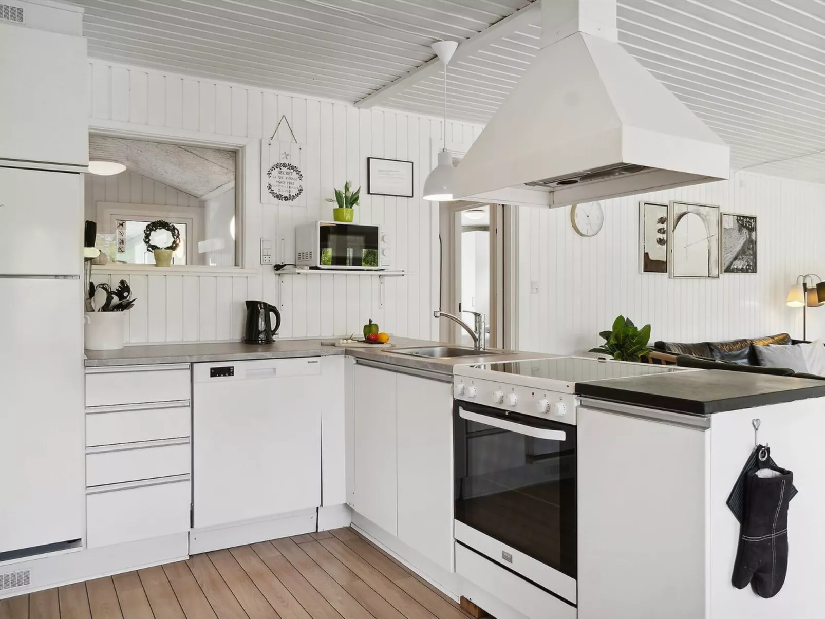 "Kalevi" - 900m from the sea-Drinnen