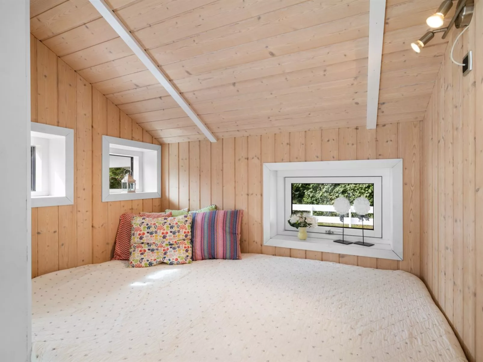 "Ønevus" - 550m from the sea-Drinnen