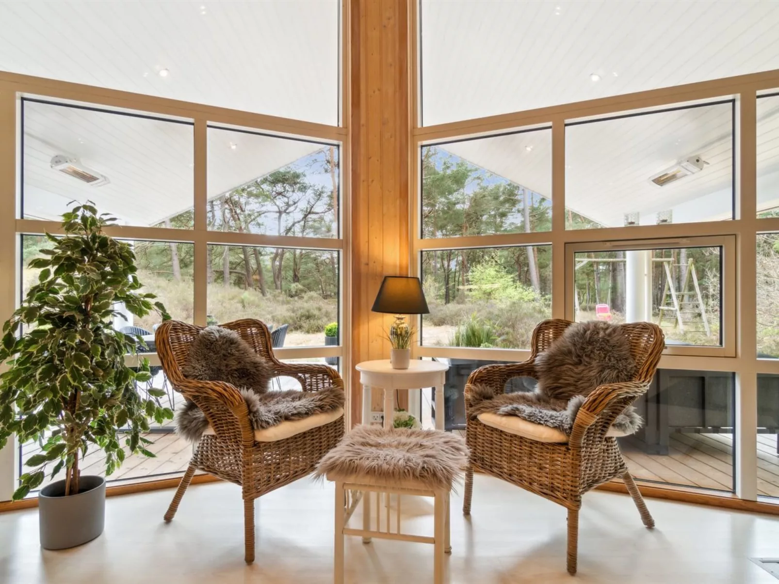 "Bergulv" - 75m from the sea-Dedans