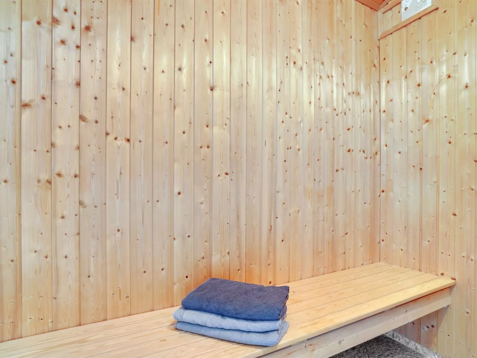 "Lex" - 150m from the sea-Dedans