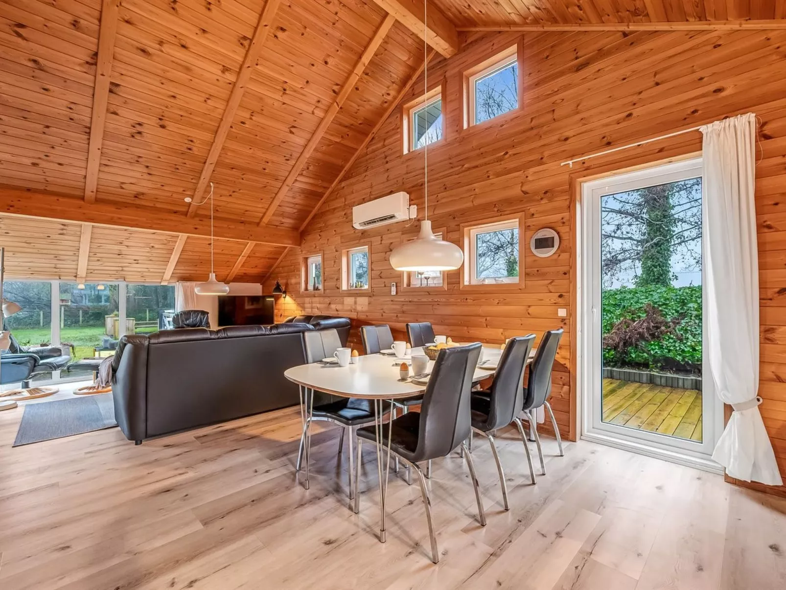 "Gretje" - 650m to the fjord-Inside