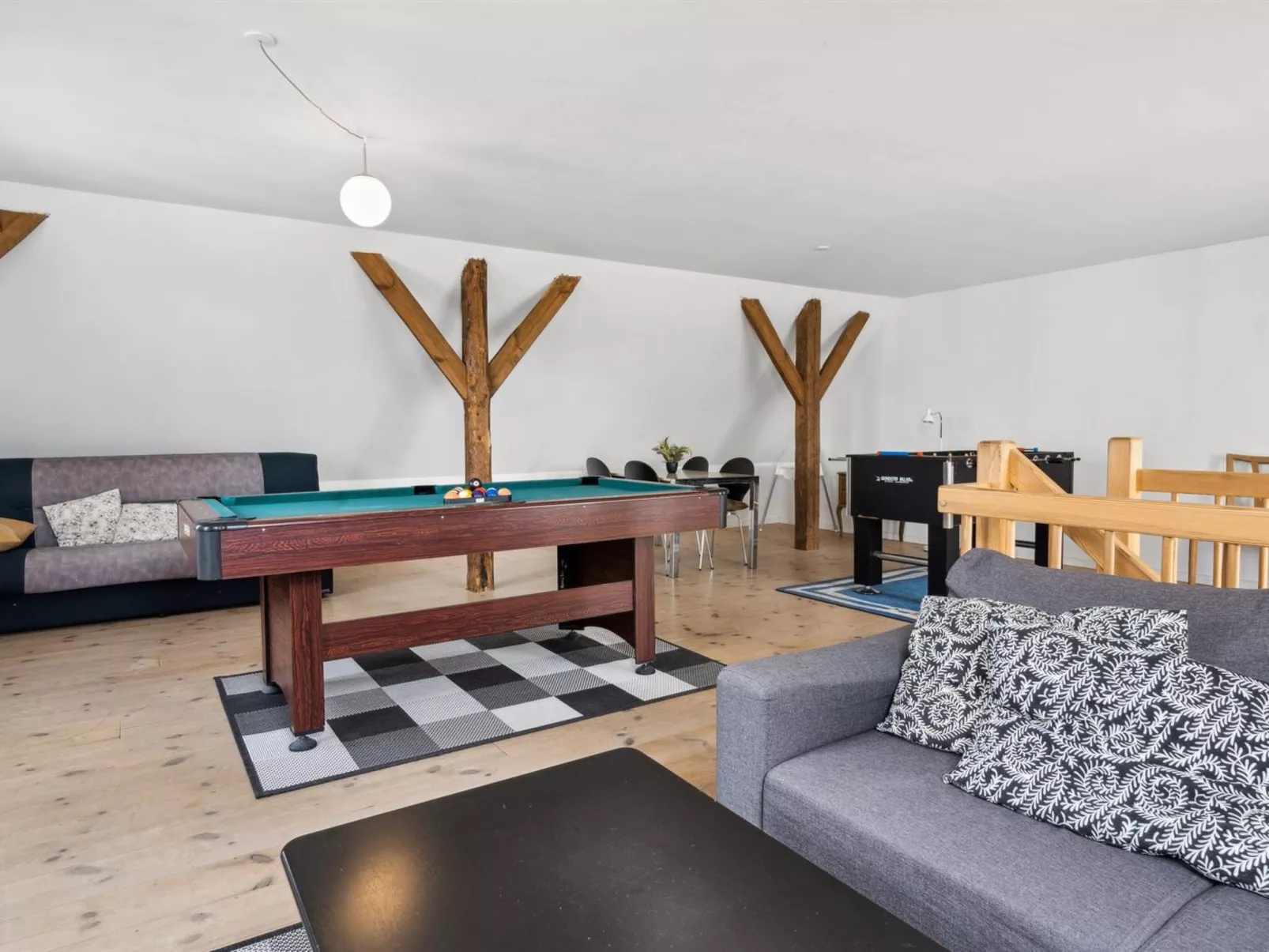 "Adine" - 13km from the sea-Inside