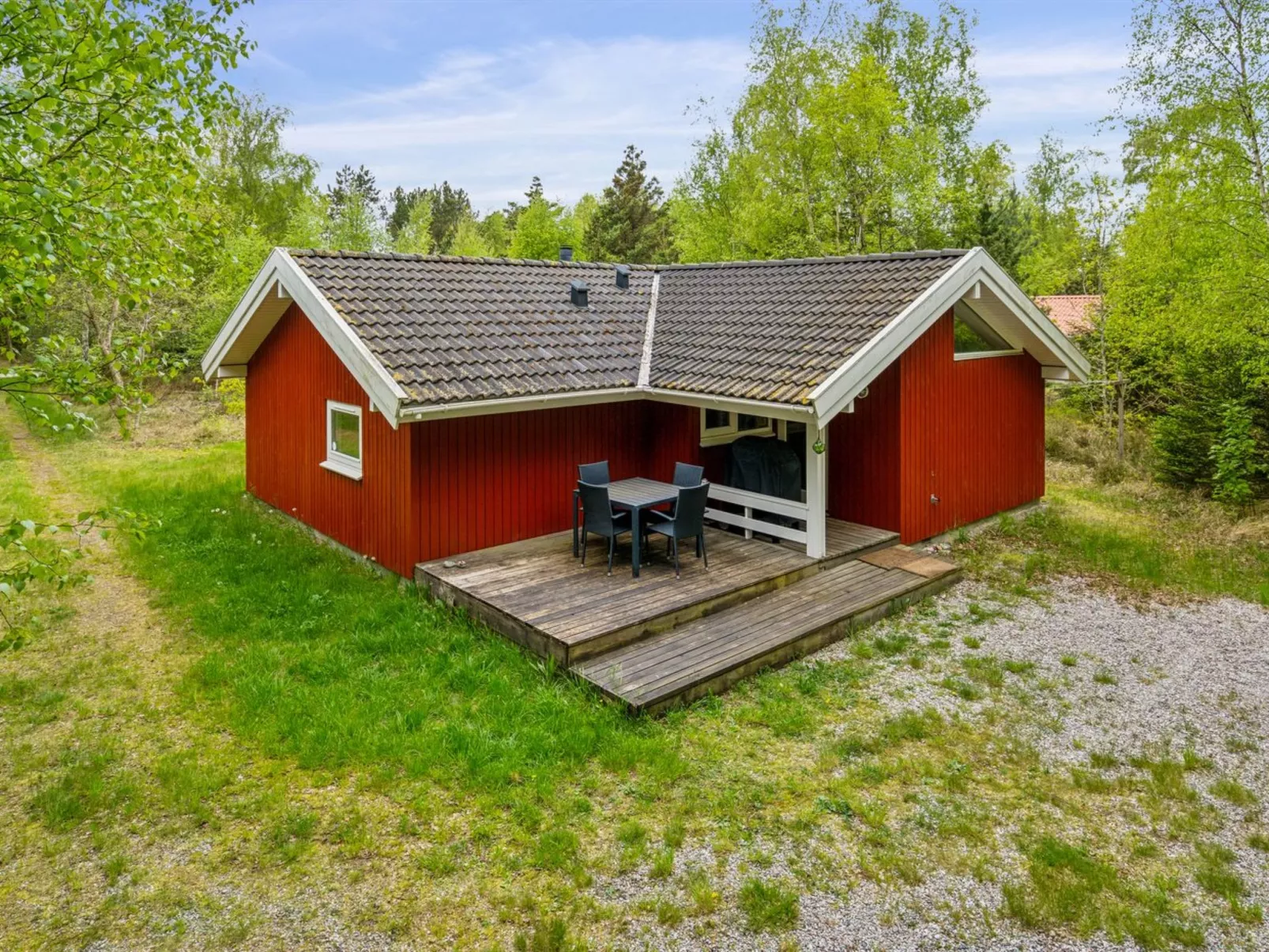 "Niglæs" - 700m from the sea-Outside