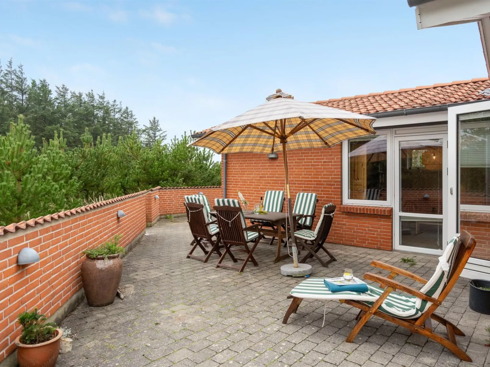 "Lisemarie" - 800m from the sea-Outside