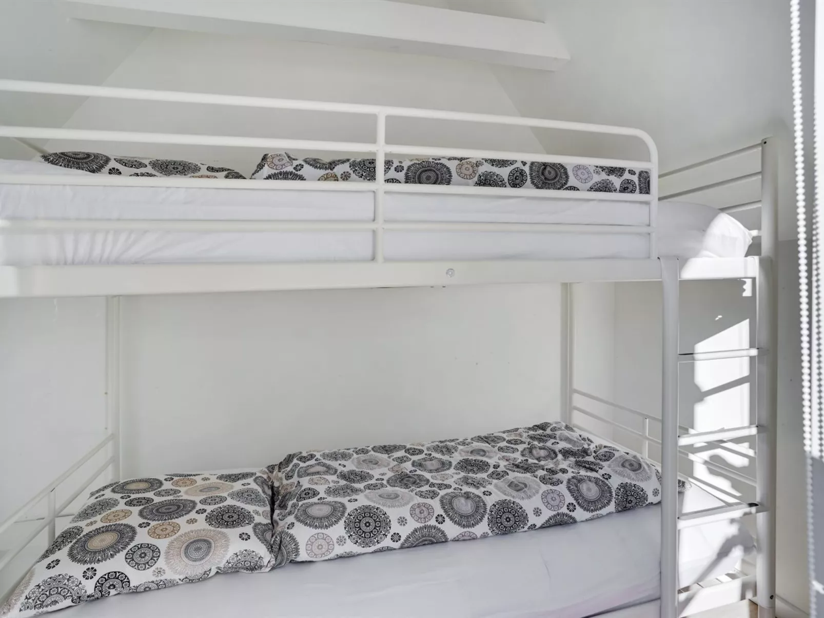 "Aranja" - 300m to the fjord-Inside