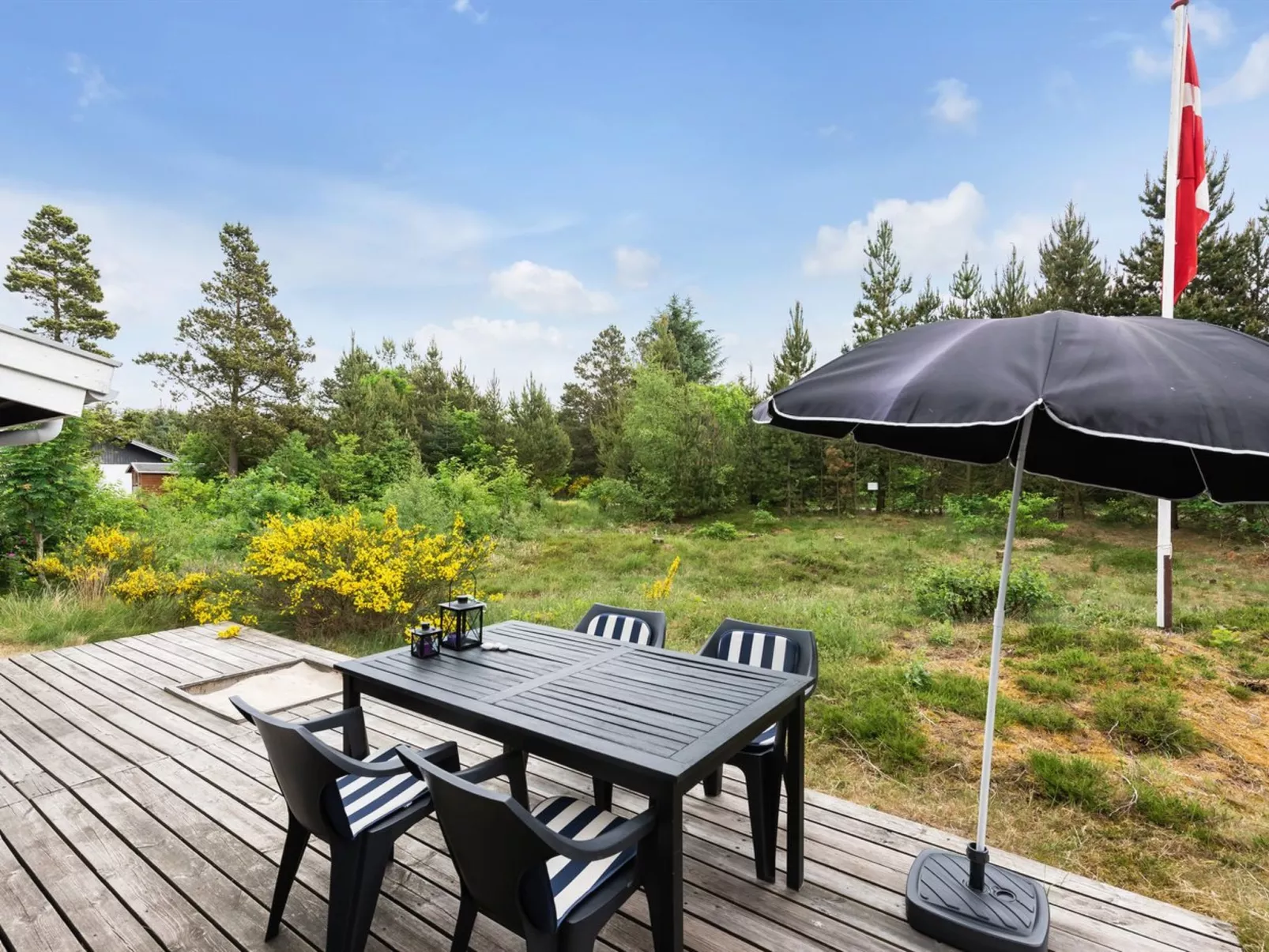 "Florense" - 2.5km from the sea-Outside