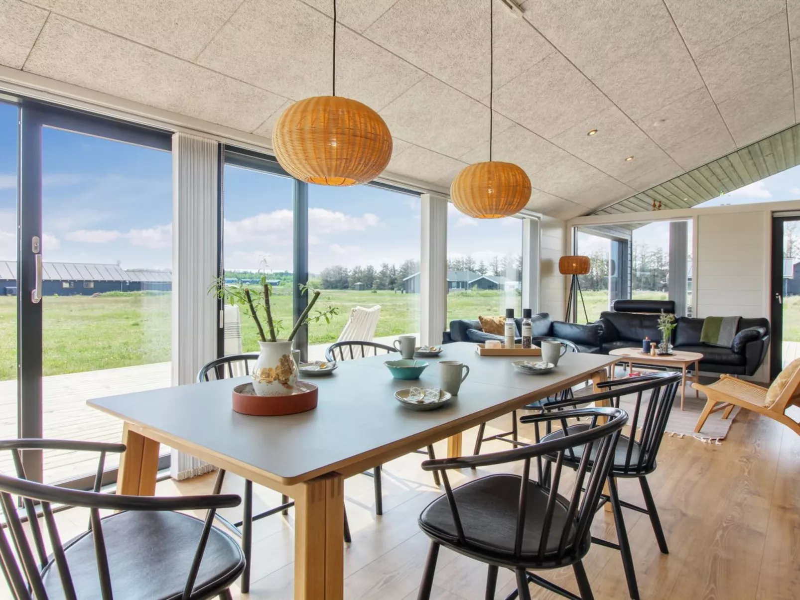 "Serey" - 1.4km from the sea-Drinnen