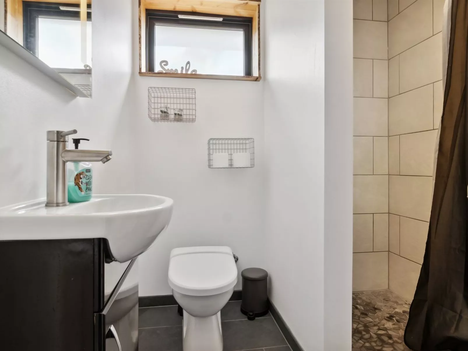 "Zekine" - 700m from the sea-Dedans