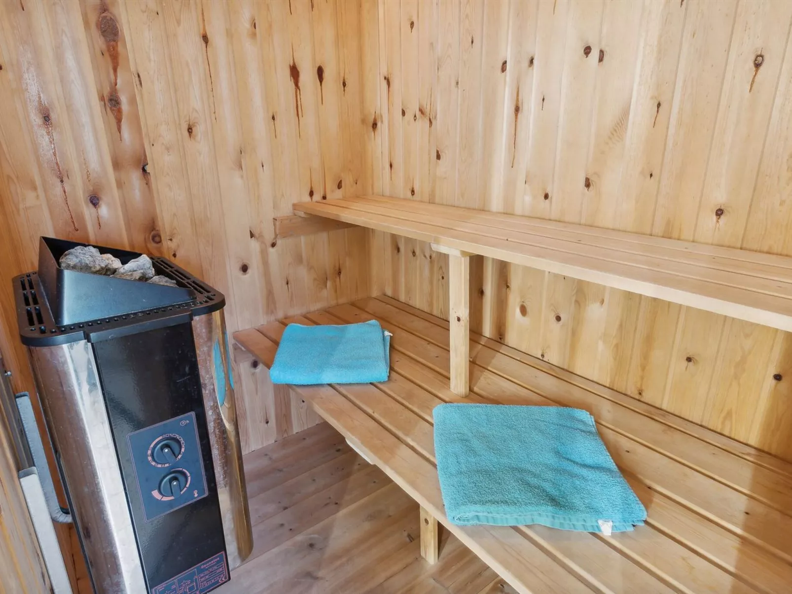 "Eini" - 500m from the sea-Inside