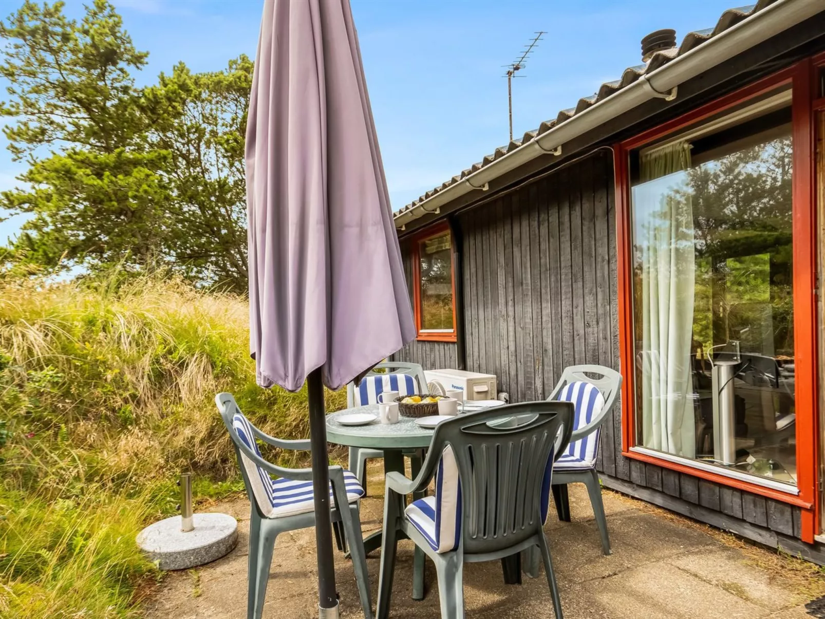 "Vemund" - 300m from the sea-Outside