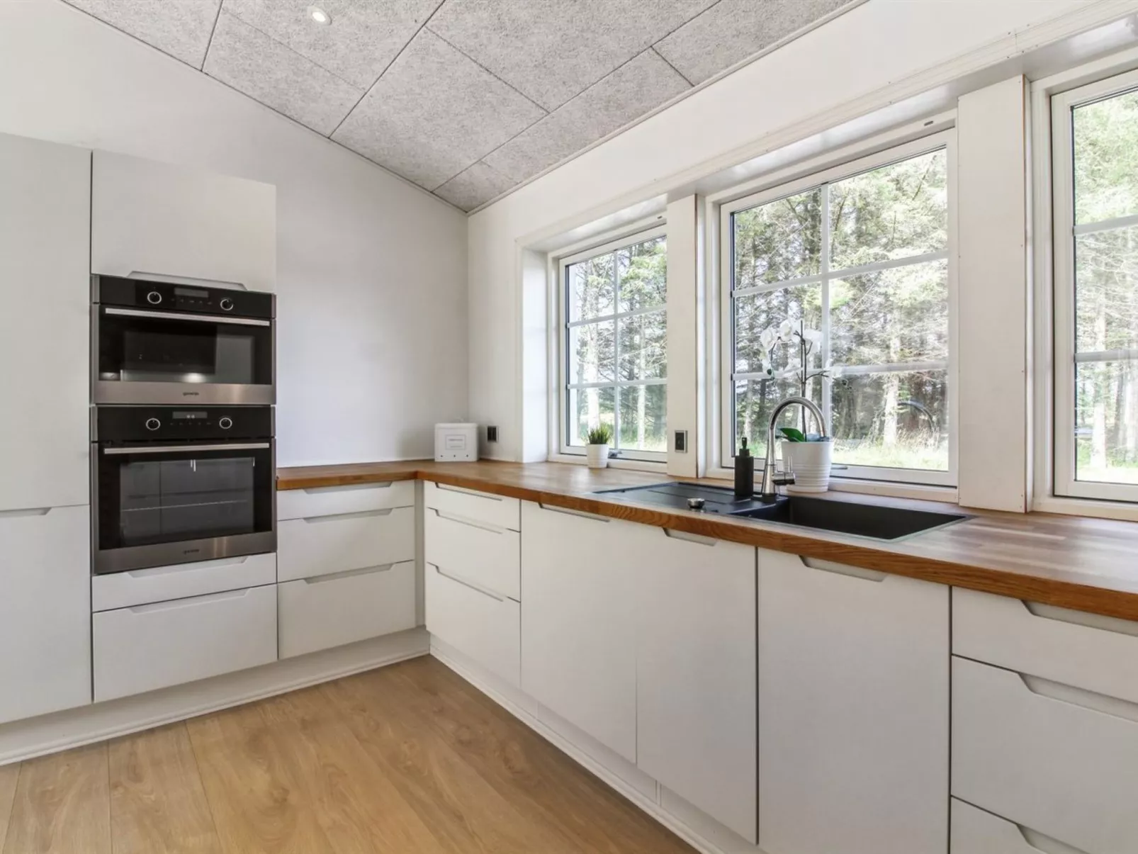 "Hela" - 1.4km from the sea-Inside