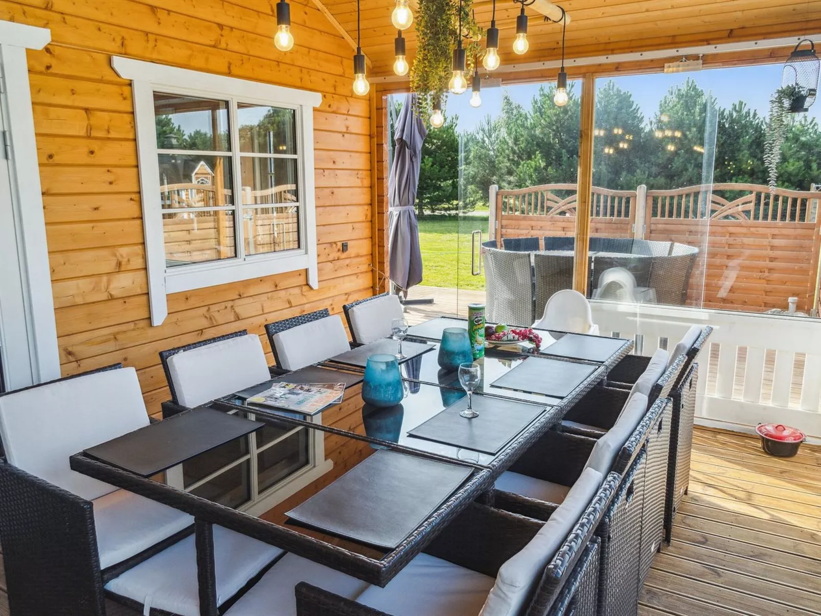 "Vicktoria" - 1.5km from the sea-Inside