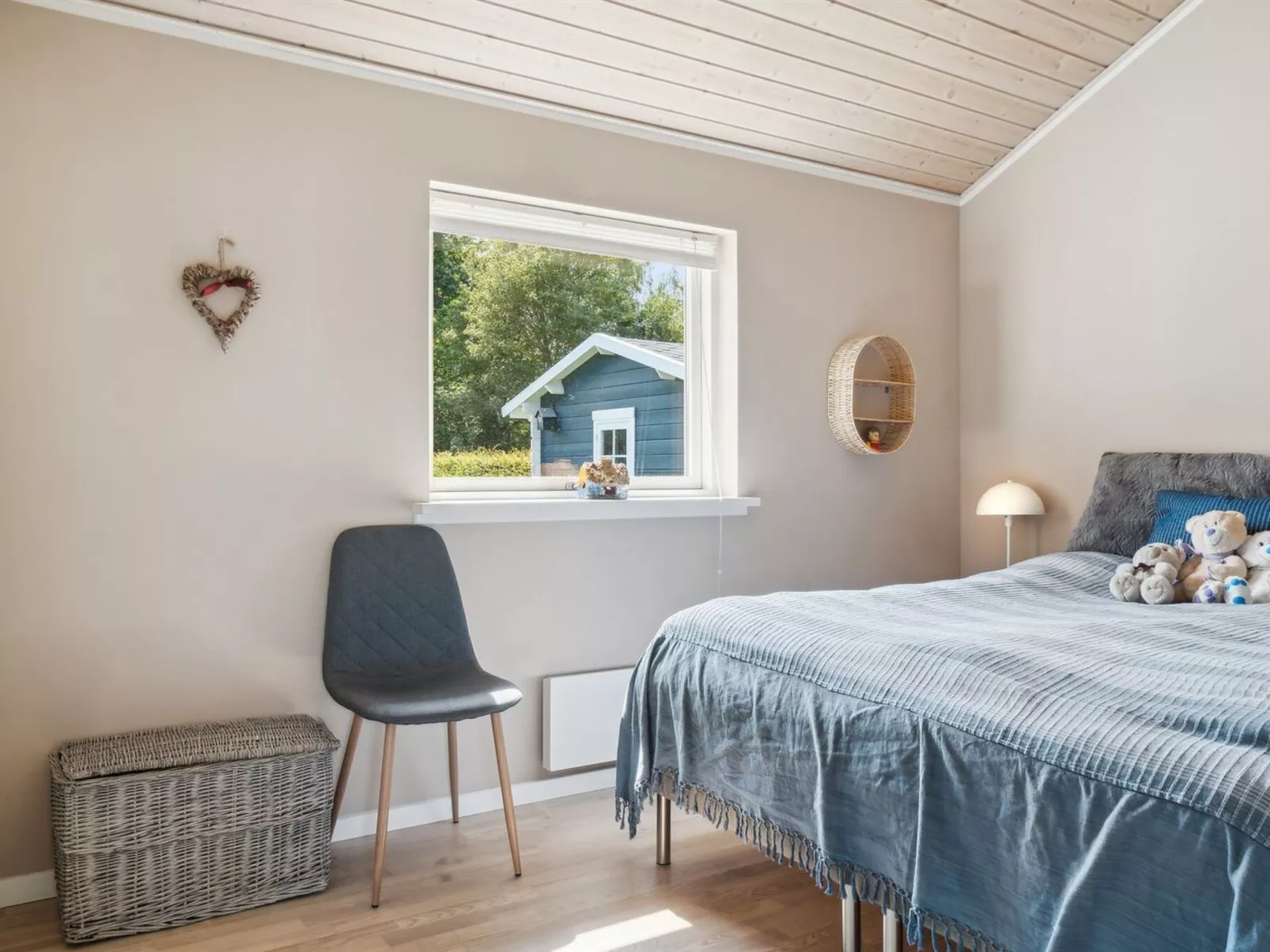 "Asvalde" - 200m to the fjord-Dedans