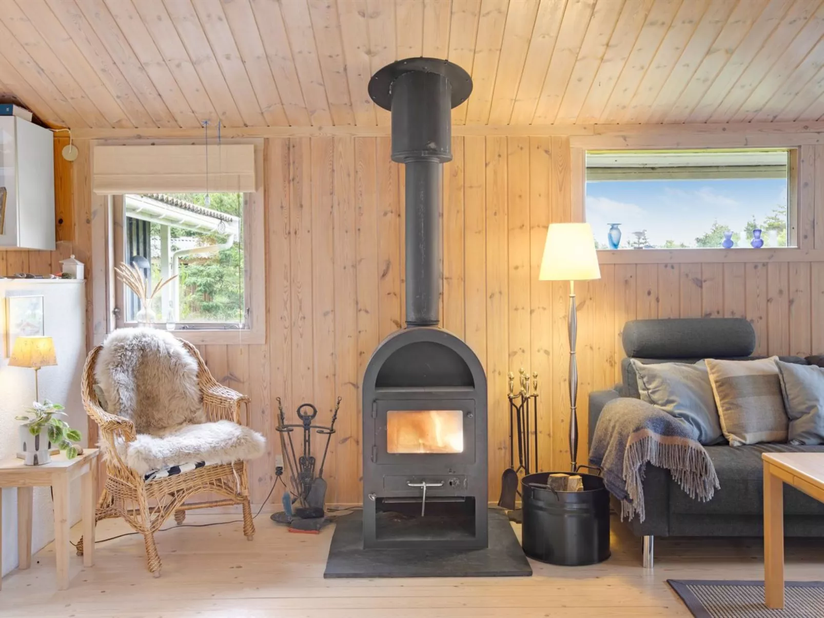 "Thrineke" - 600m from the sea-Inside