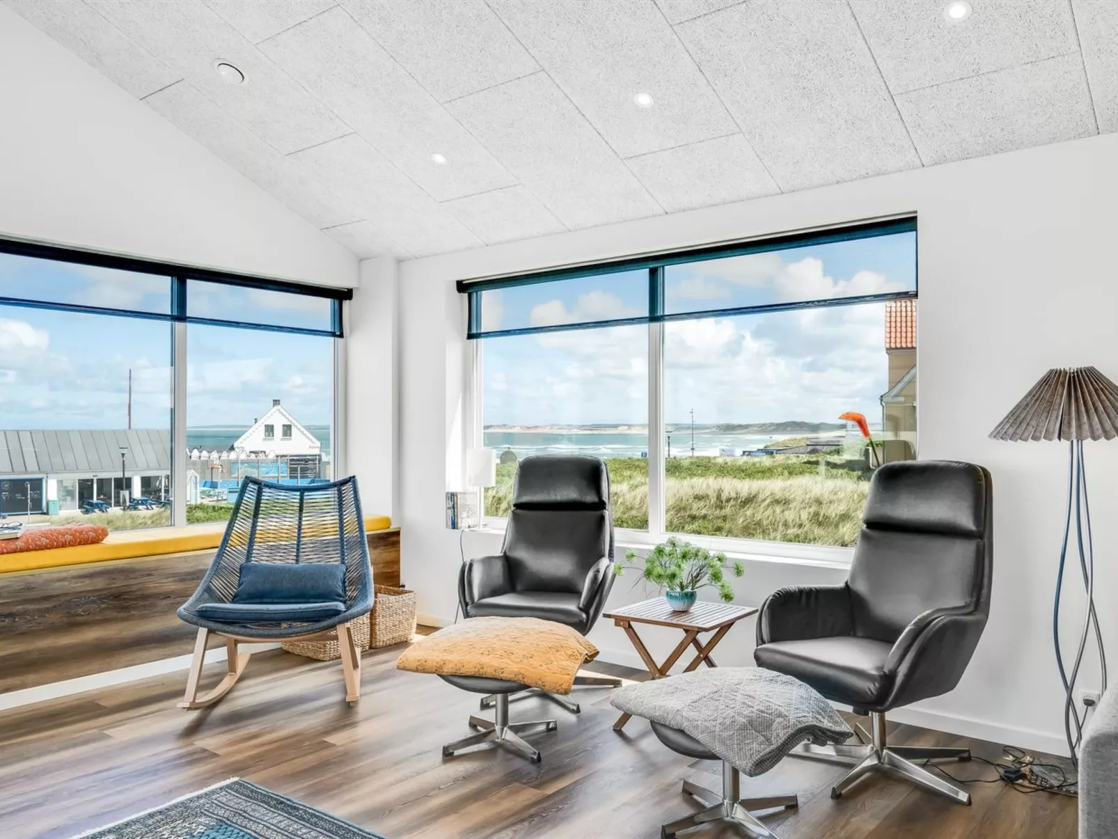 "Unge" - 75m from the sea-Drinnen