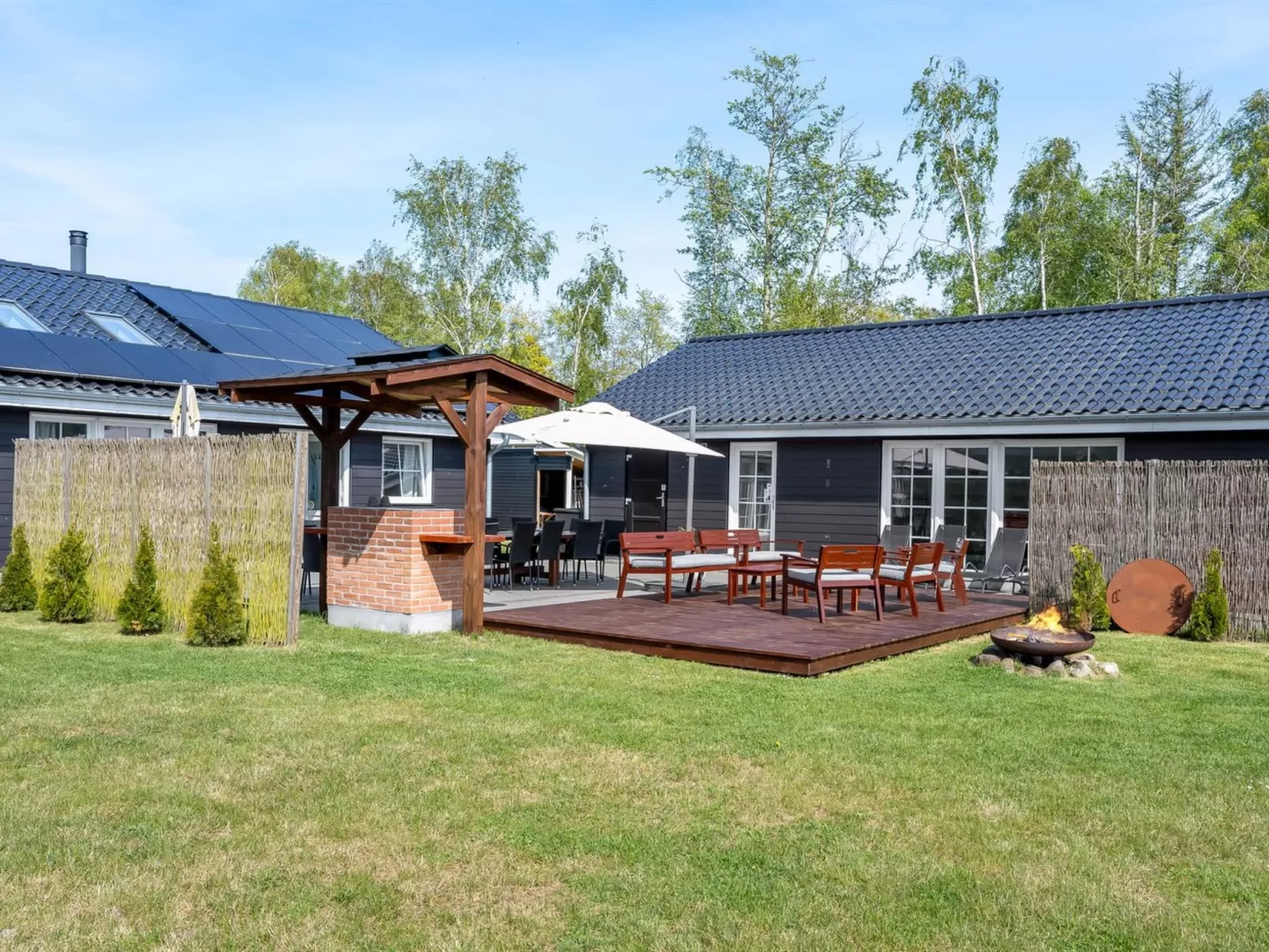 "Ronia" - 900m from the sea-Draußen