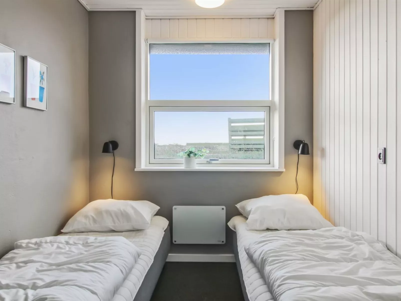 "Skyler" - 400m from the sea-Dedans