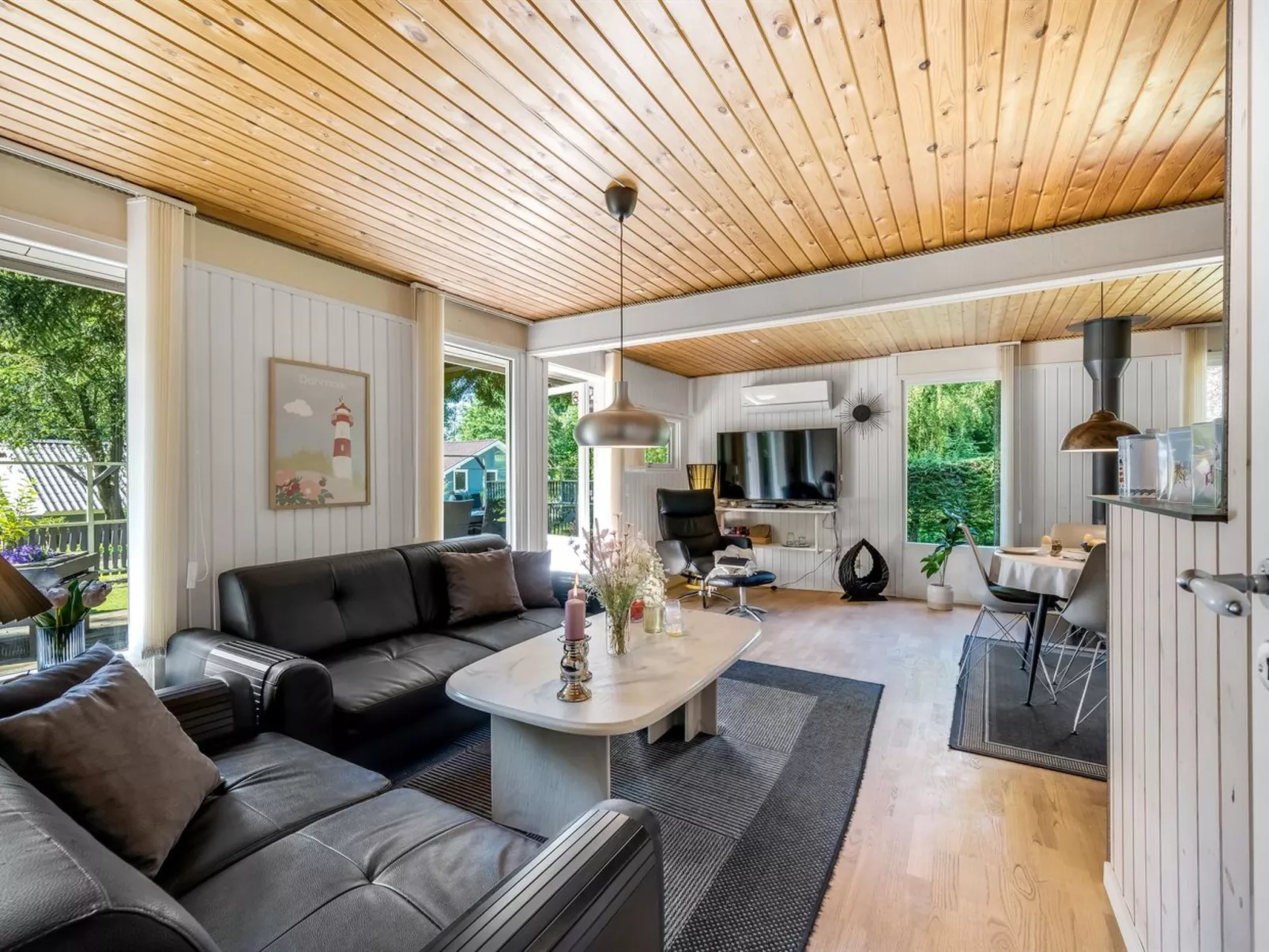 "Meo" - 30km from the sea-Drinnen