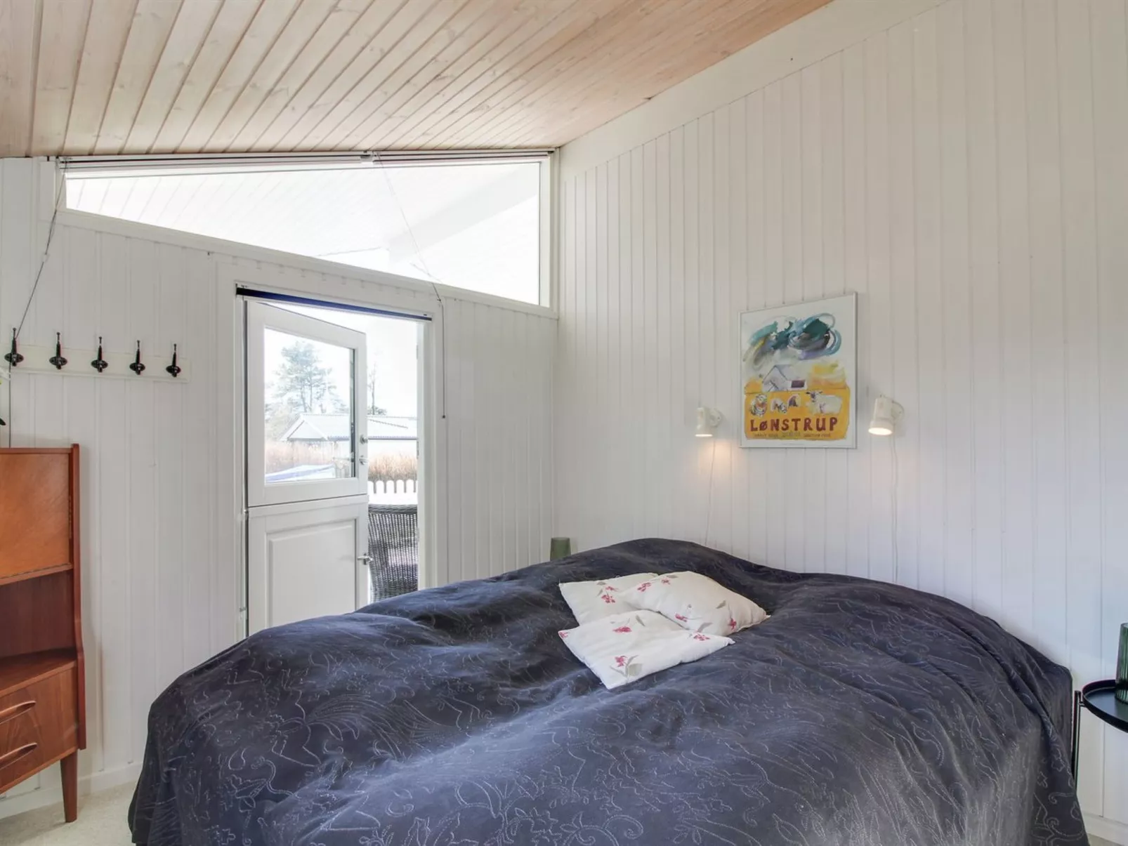 "Fridhild" - 875m from the sea-Drinnen