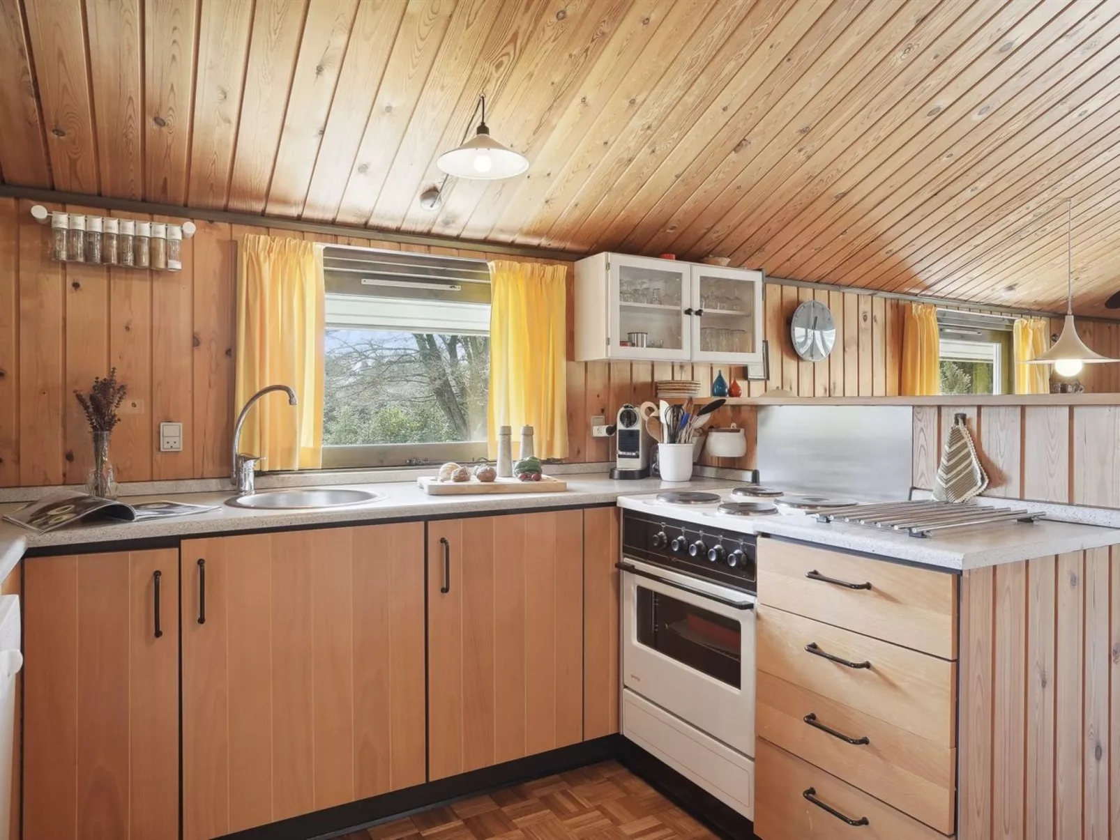 "Winter" - 500m from the sea-Dedans