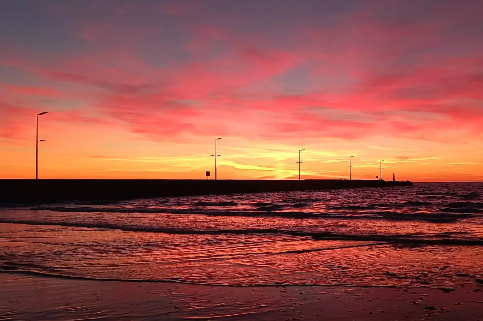 Luxus-Strandhaus fur 14 -- By Traum Ferienwohnungen-Wasserblick