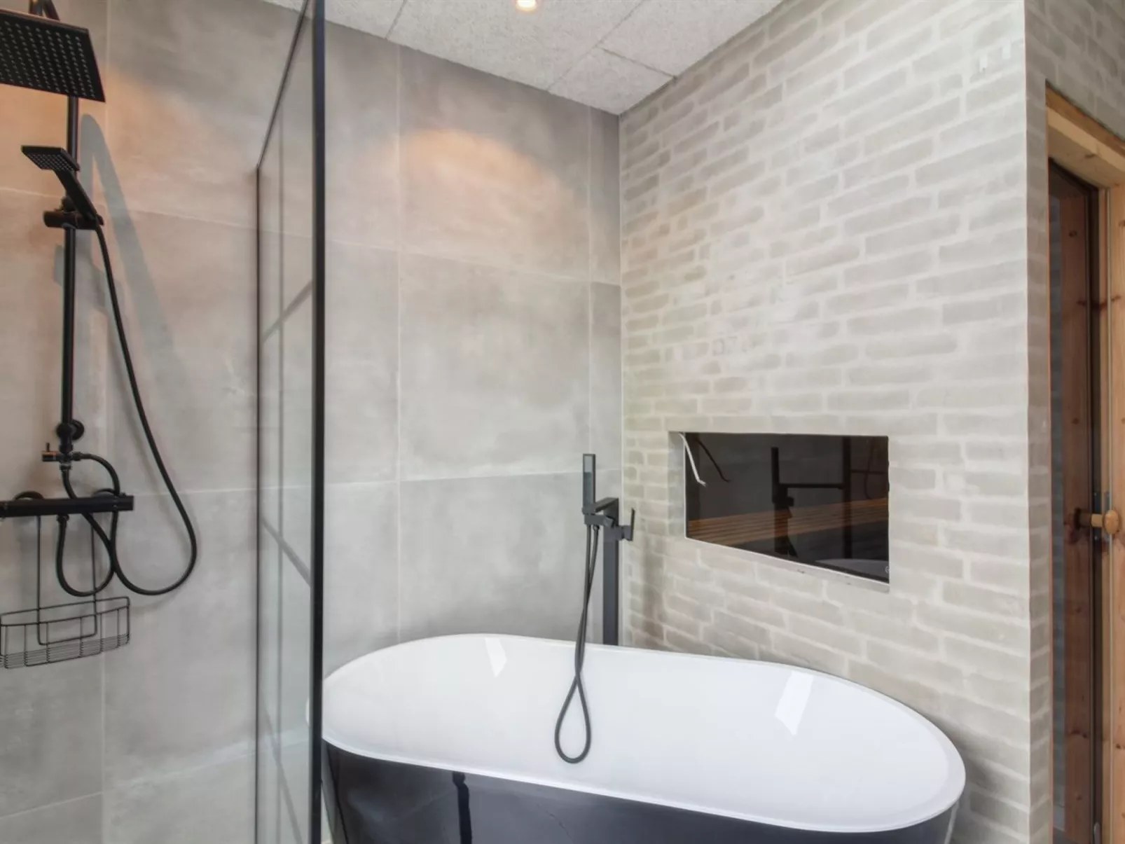 "Lima" - 200m from the sea-Drinnen