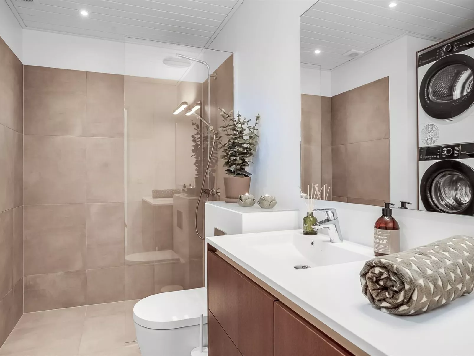 "Babara" - 350m from the sea-Inside