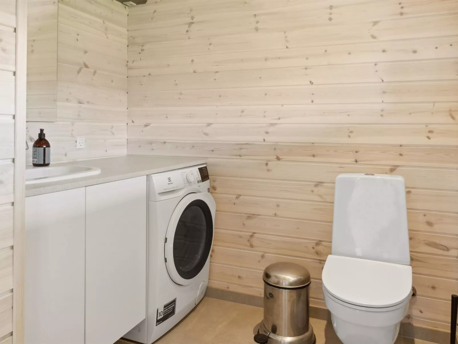 "Ivar" - 450m from the sea-Drinnen