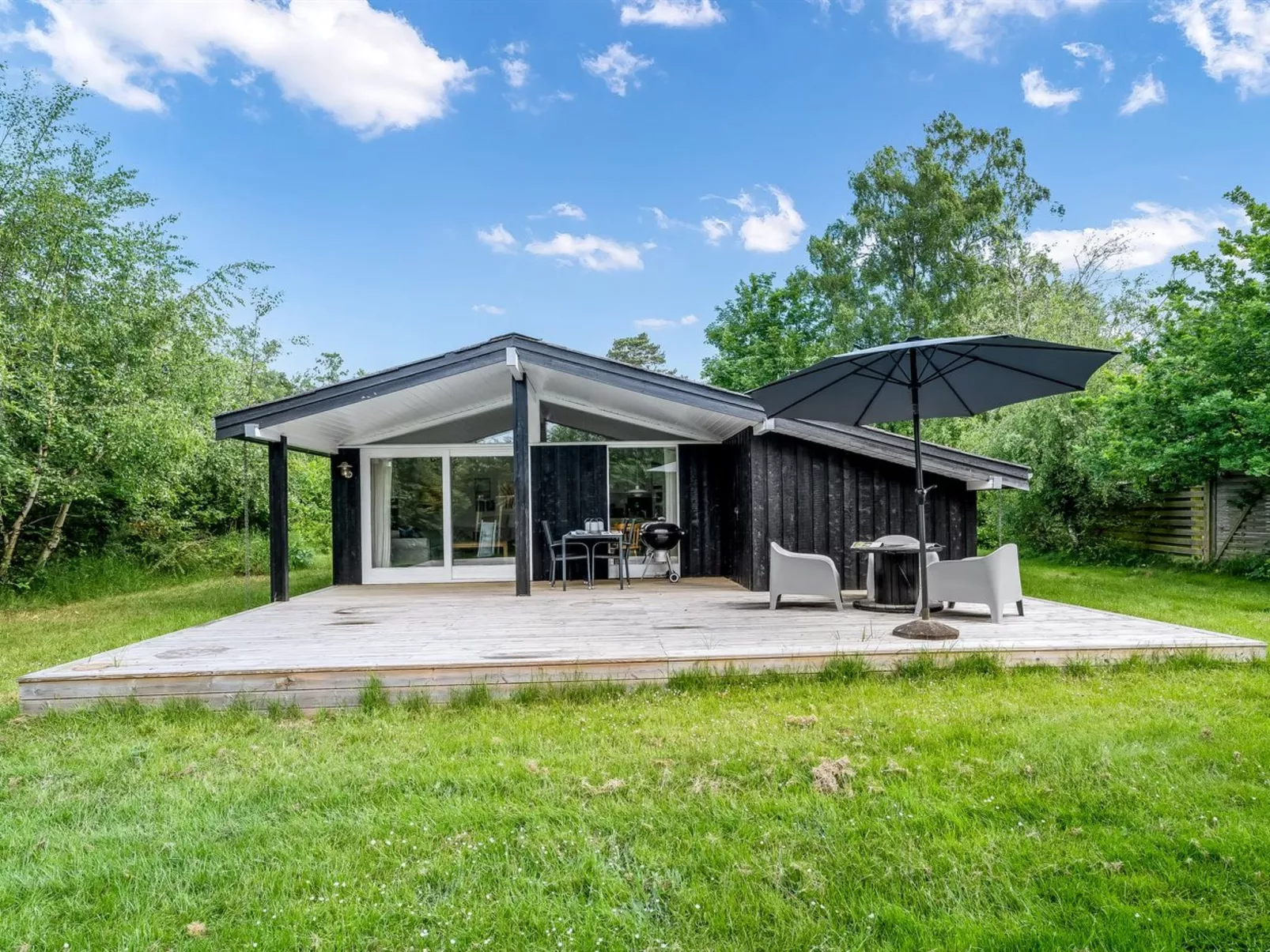 "Krum" - 250m from the sea-Outside