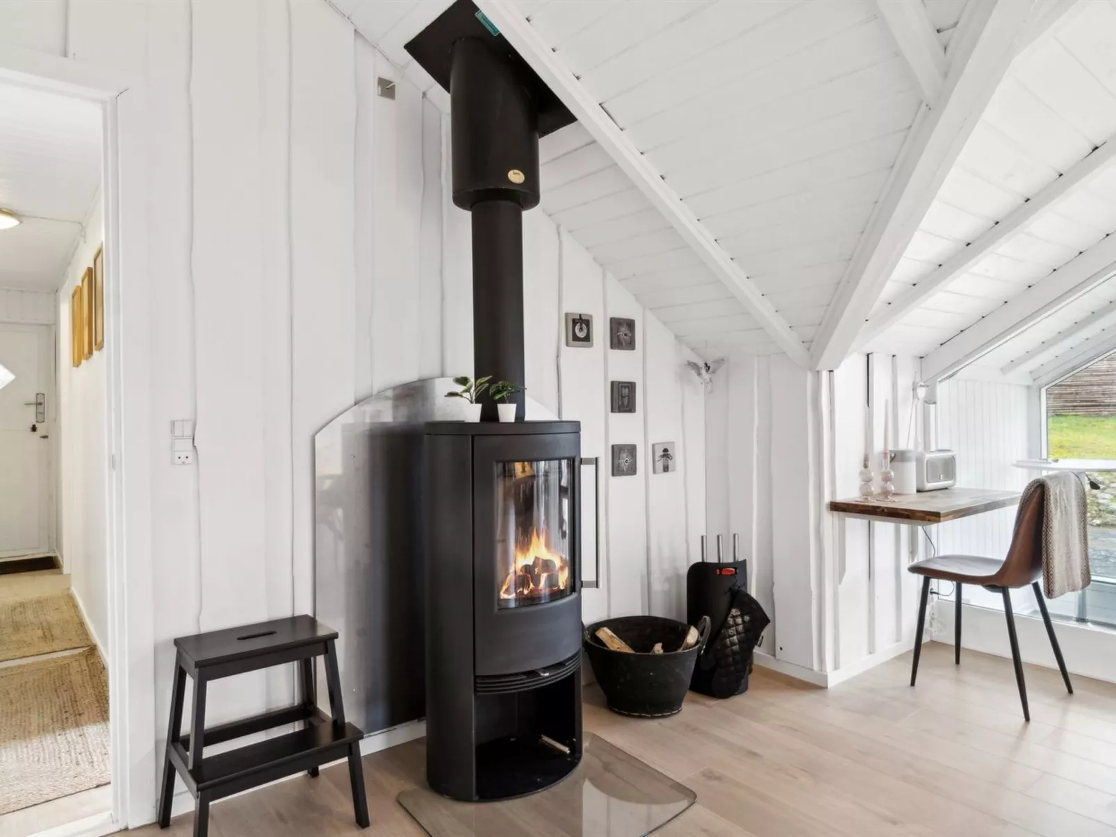 "Laurens" - 800m from the sea-Inside