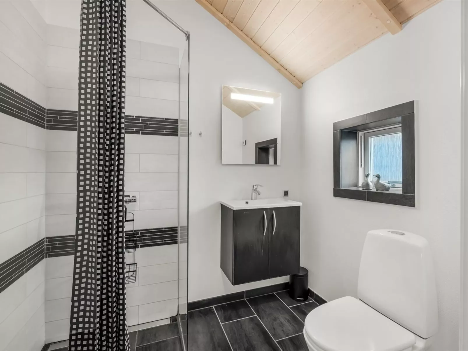 "Jeldrik" - 1.5km from the sea-Dedans