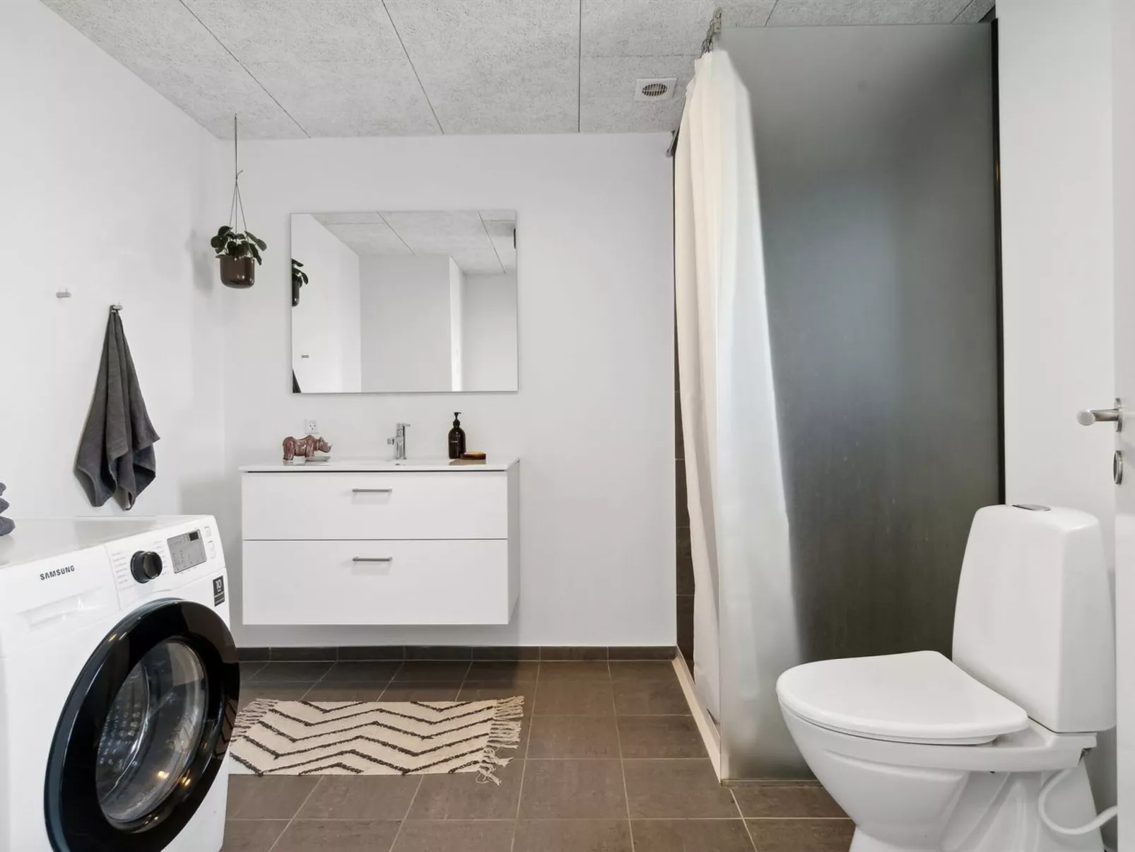 "Cresta" - 1.4km from the sea-Inside