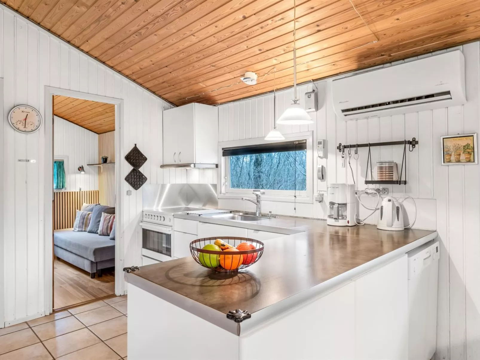 "Barni" - 11km from the sea-Drinnen