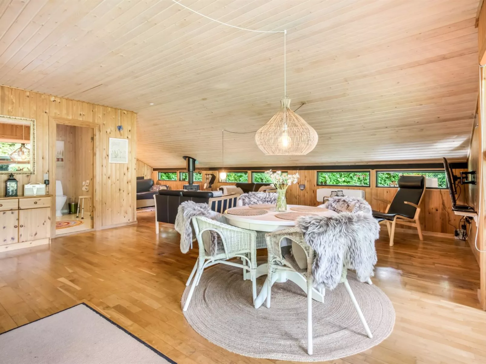 "Amela" - 30km from the sea-Drinnen