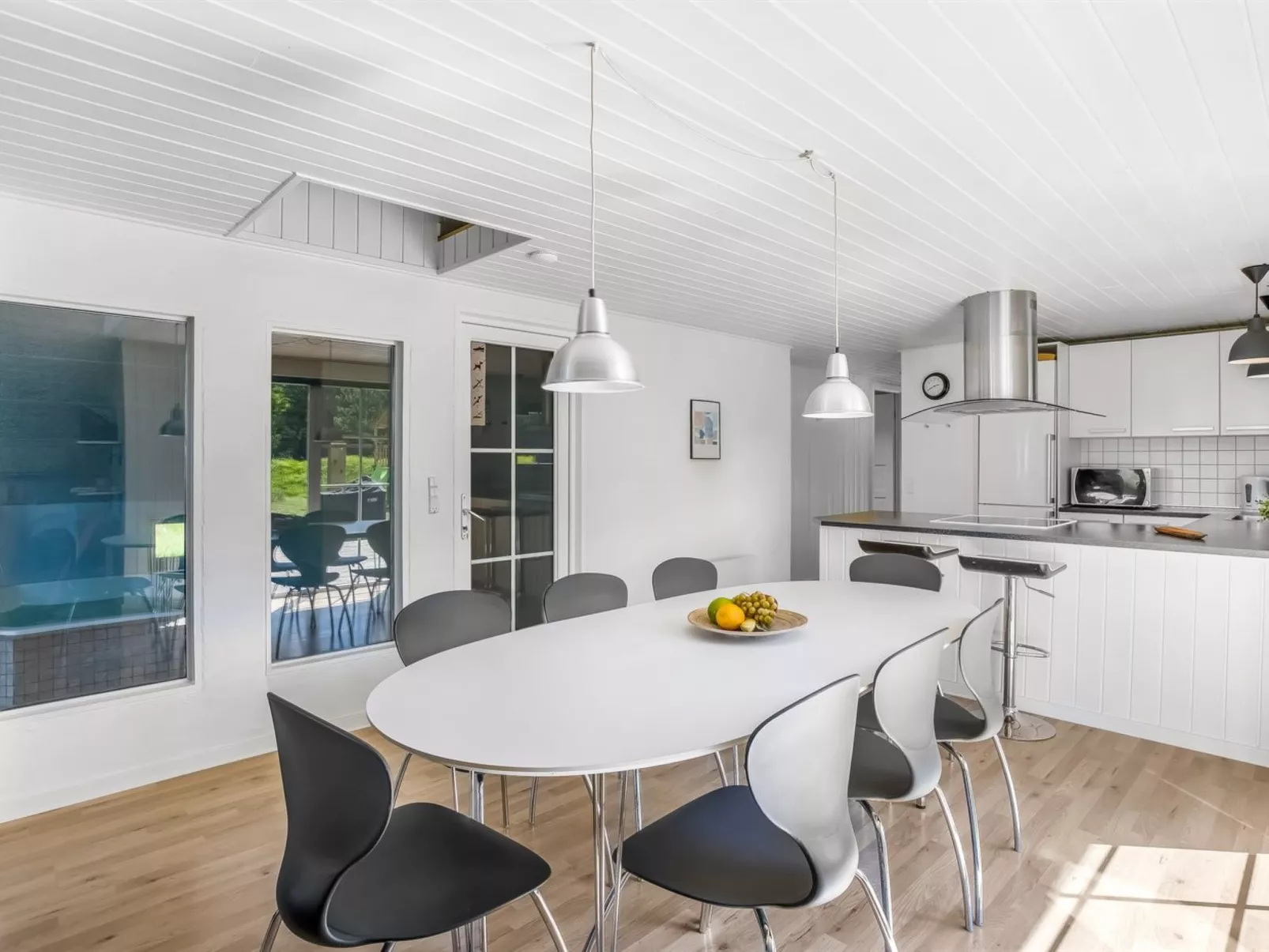 "Joseline" - 1.8km from the sea-Inside