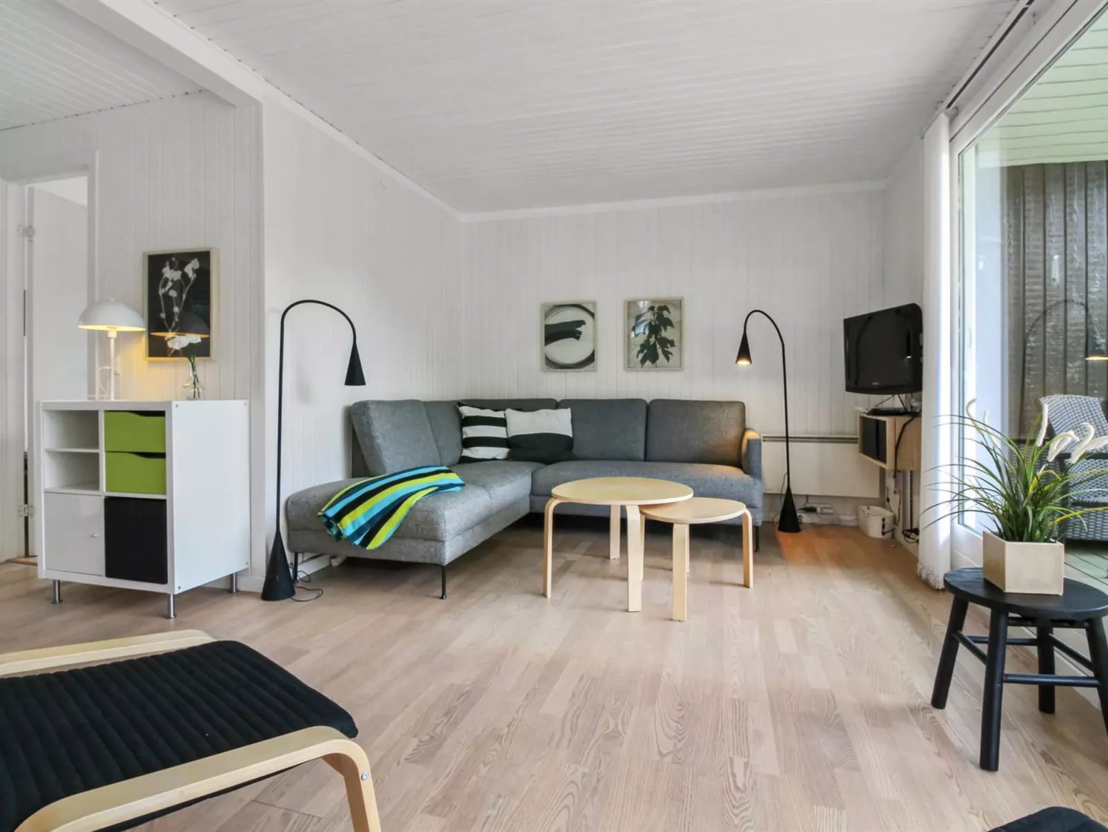 "Atla" - 2.5km from the sea-Dedans