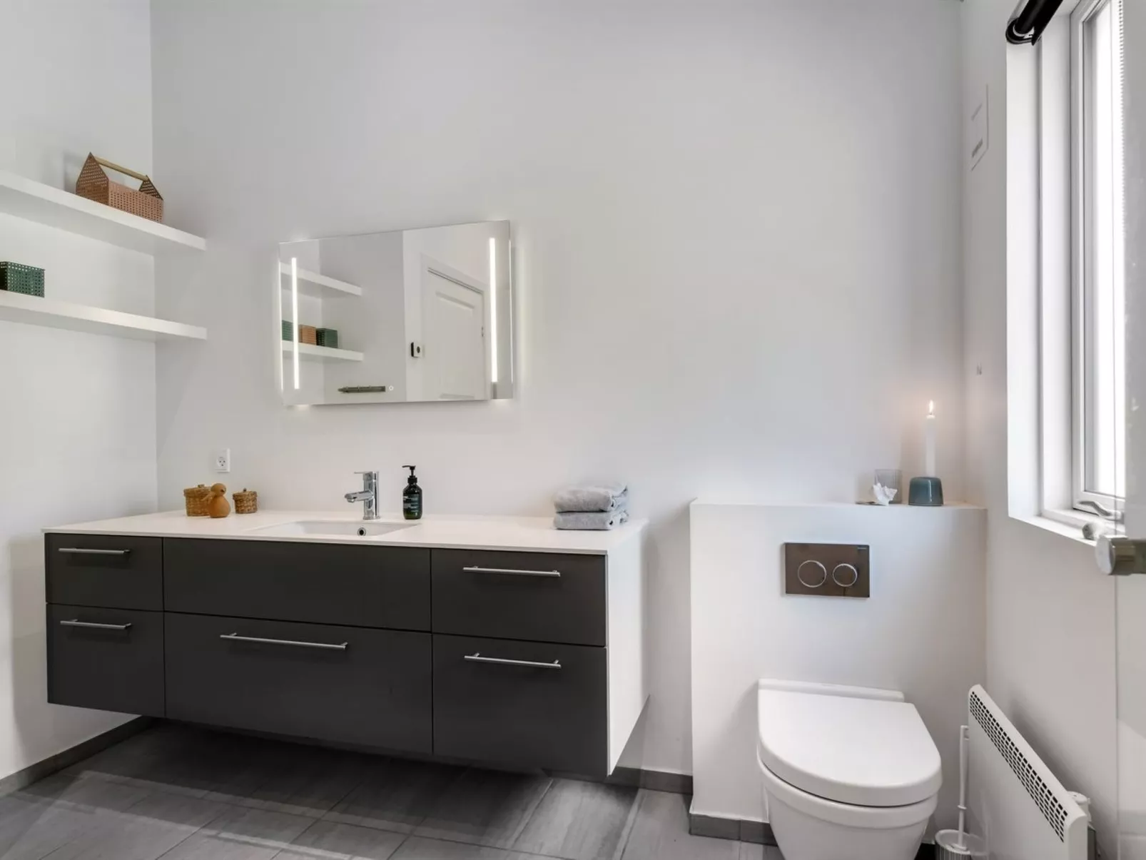 "Gundrath" - 1.4km from the sea-Inside