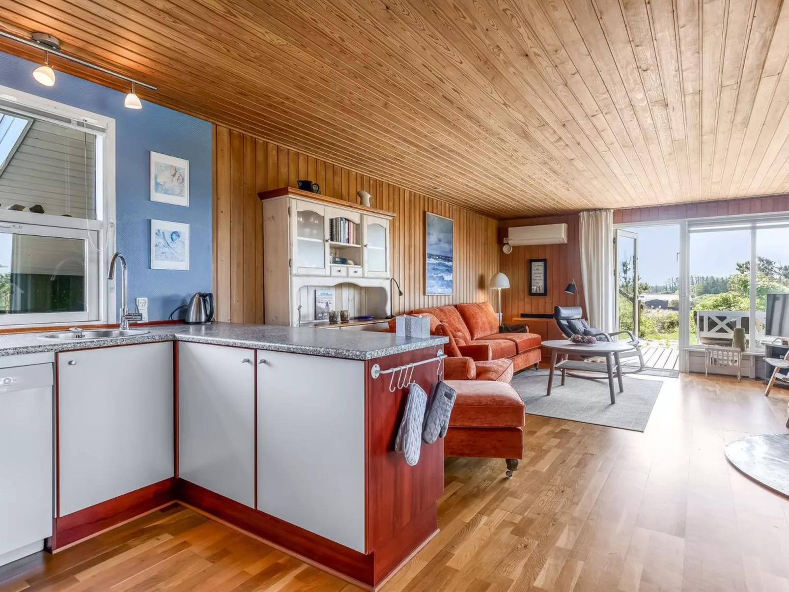 "Letje" - 500m from the sea-Dedans