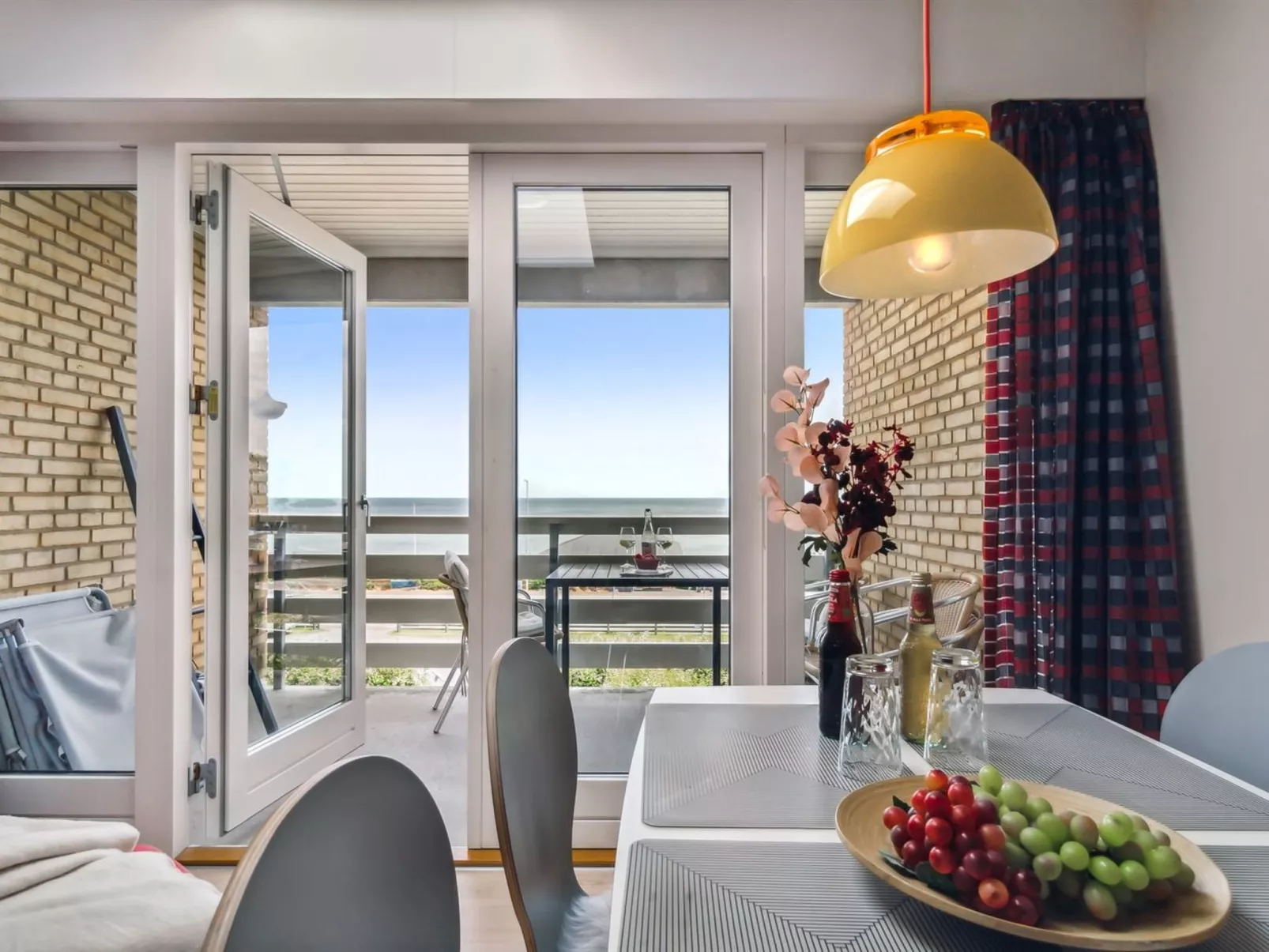 "Feodora" - 100m from the sea-Drinnen