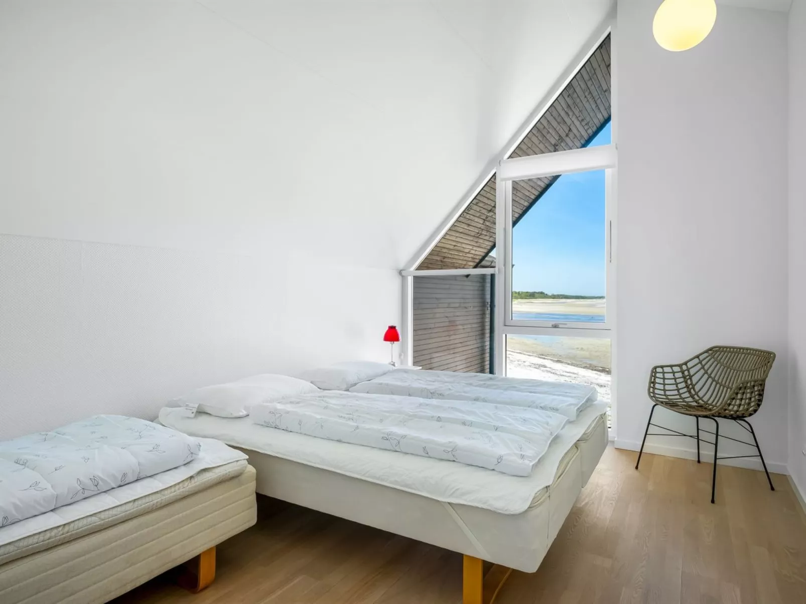 "Eleanore" - 25m from the sea-Inside