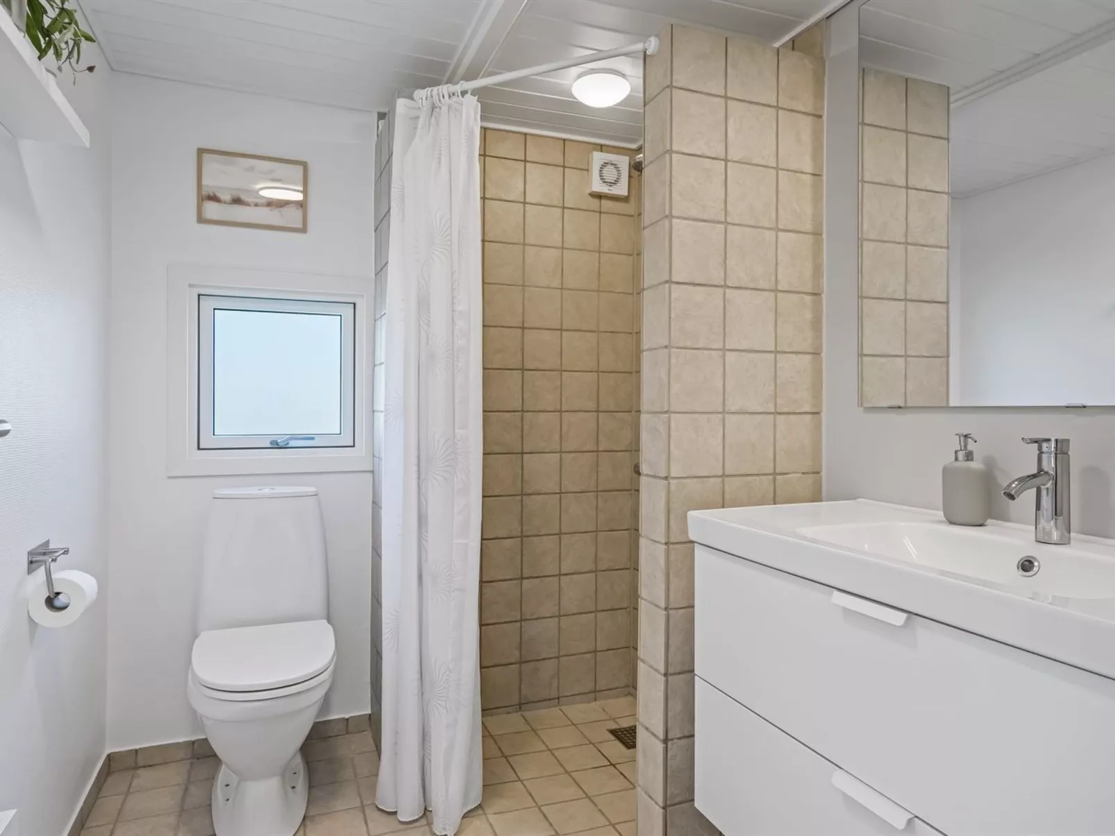 "Ema" - 1.9km from the sea-Dedans